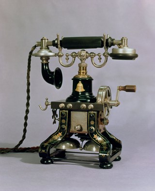 American_School_-_Telephone_National_Telephone_Service_USA_1890_-_(MeisterDrucke-414194)