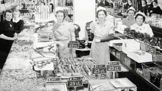 Expositie 100 jaar HEMA is populair